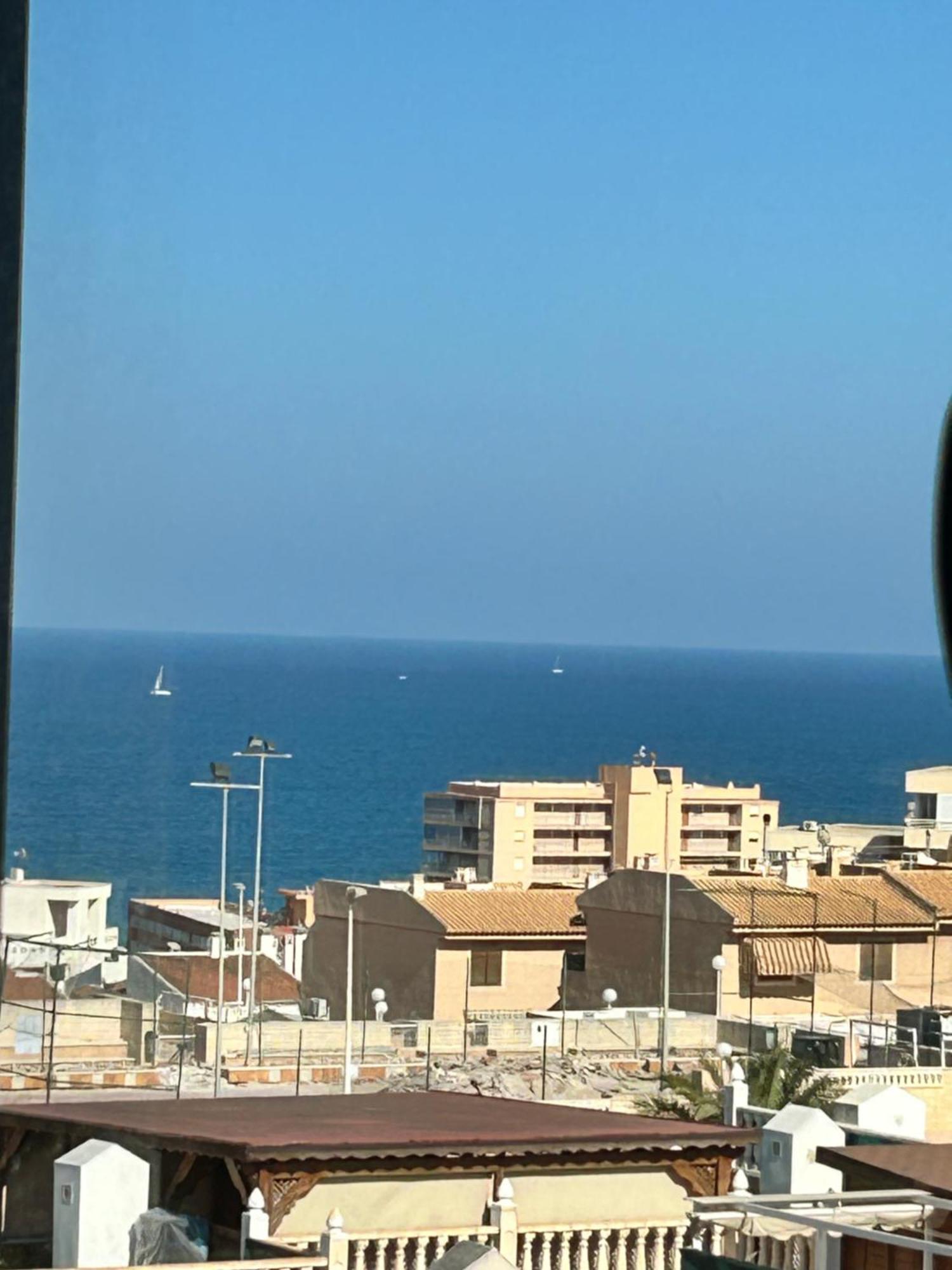 Spanish Sun - 500 M From The * Arenales del Sol