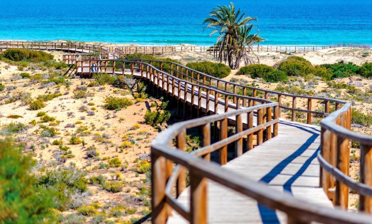 Spanish Sun - 500 M From The Apartment Arenales del Sol