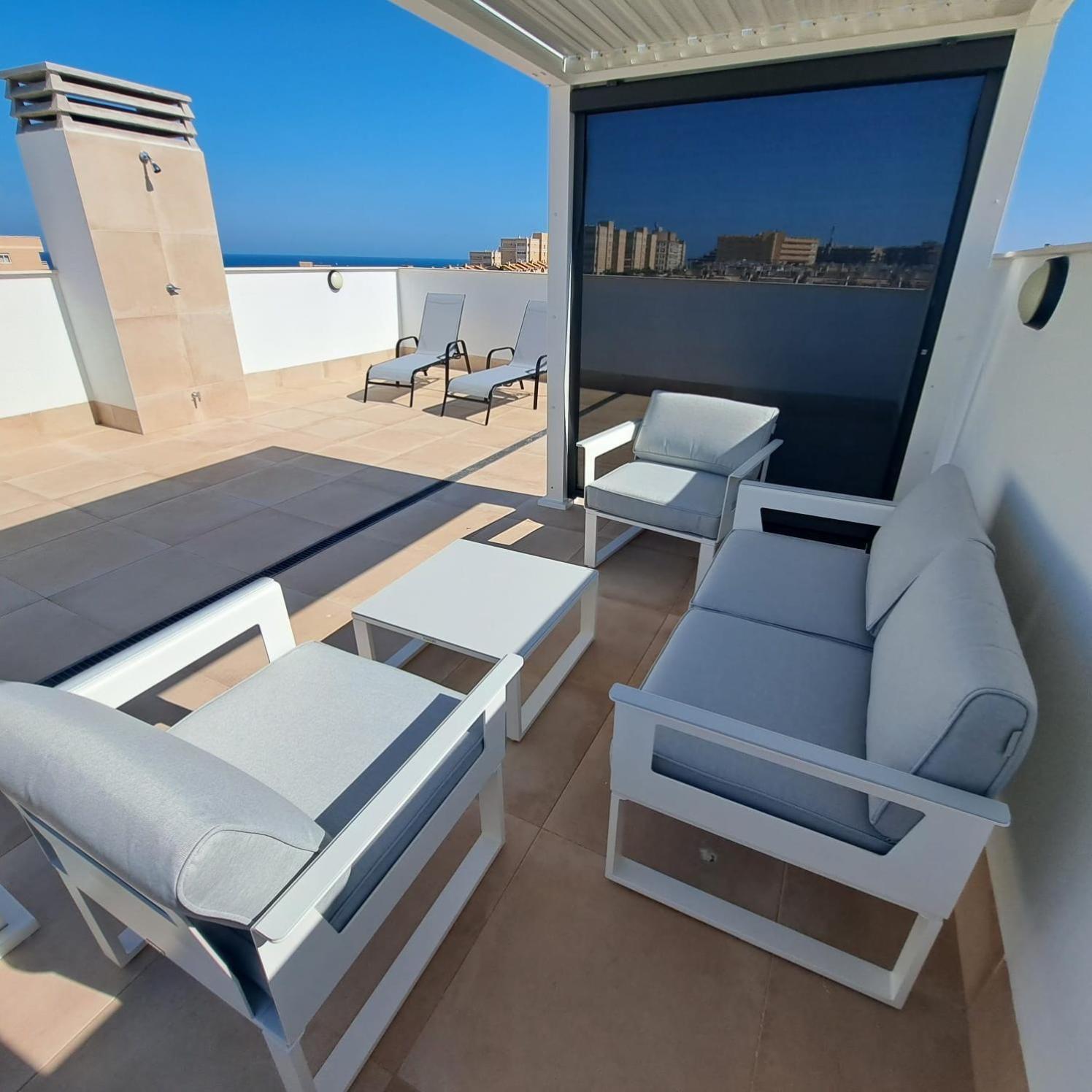 Spanish Sun - 500 M From The Apartment
