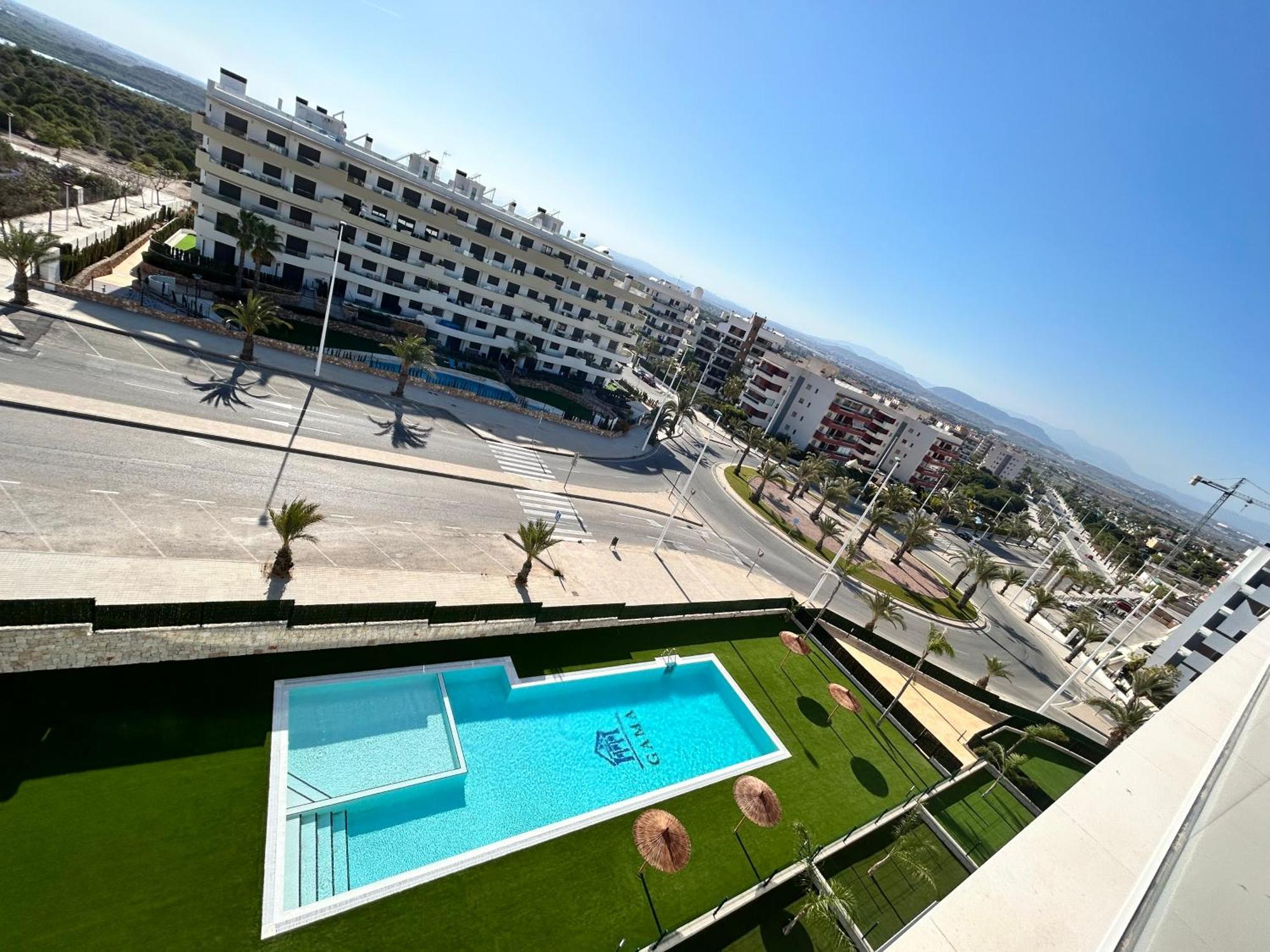 Apartment Spanish Sun - 500 M From The